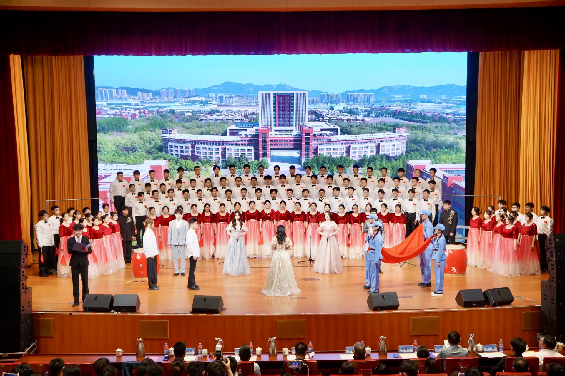 第一名！十大体育网站蝉联校研究生合唱比赛一等奖